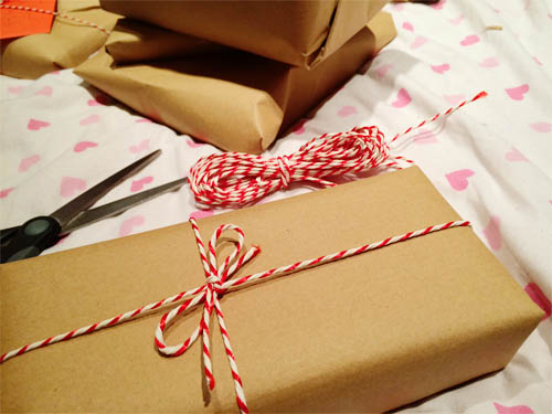 Gift wrapping a la Pinterest | Essbeevee | Hertfordshire ...